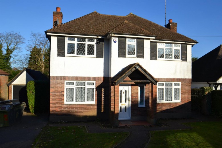 Click the photo for more details of Goodyers Avenue, Radlett