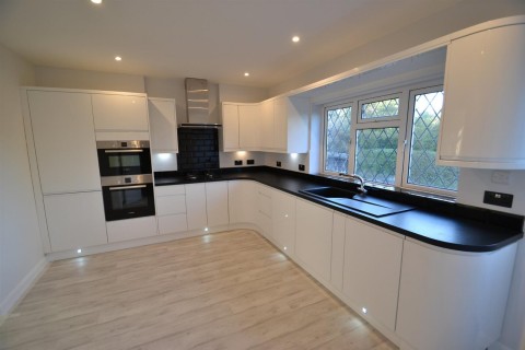 Click the photo for more details of Goodyers Avenue, Radlett